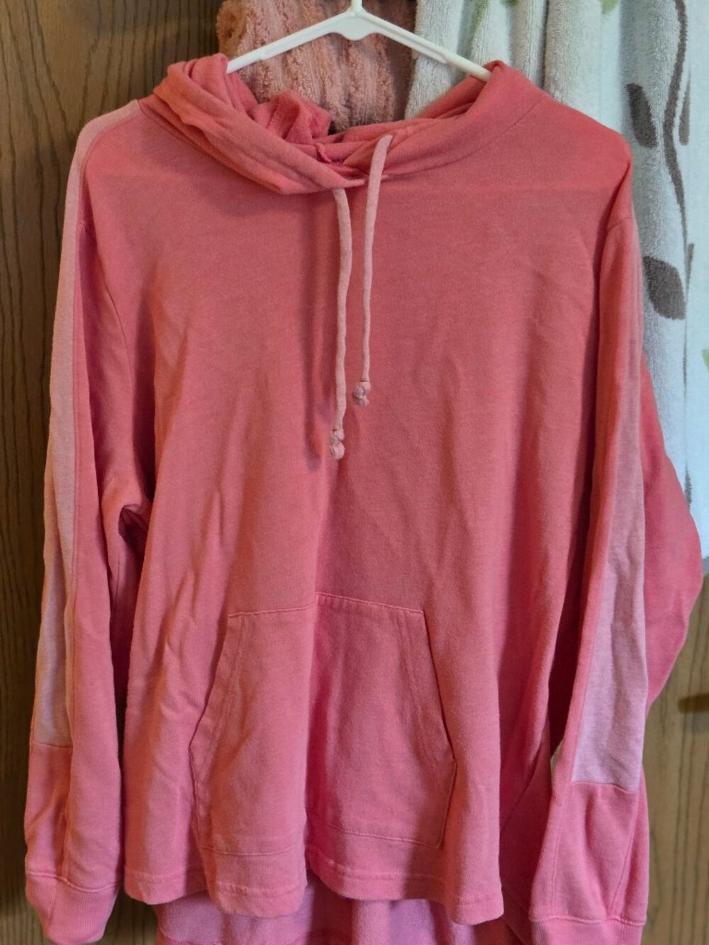 Women's Tek Gear XXL Pullover Hoodie, Pinks